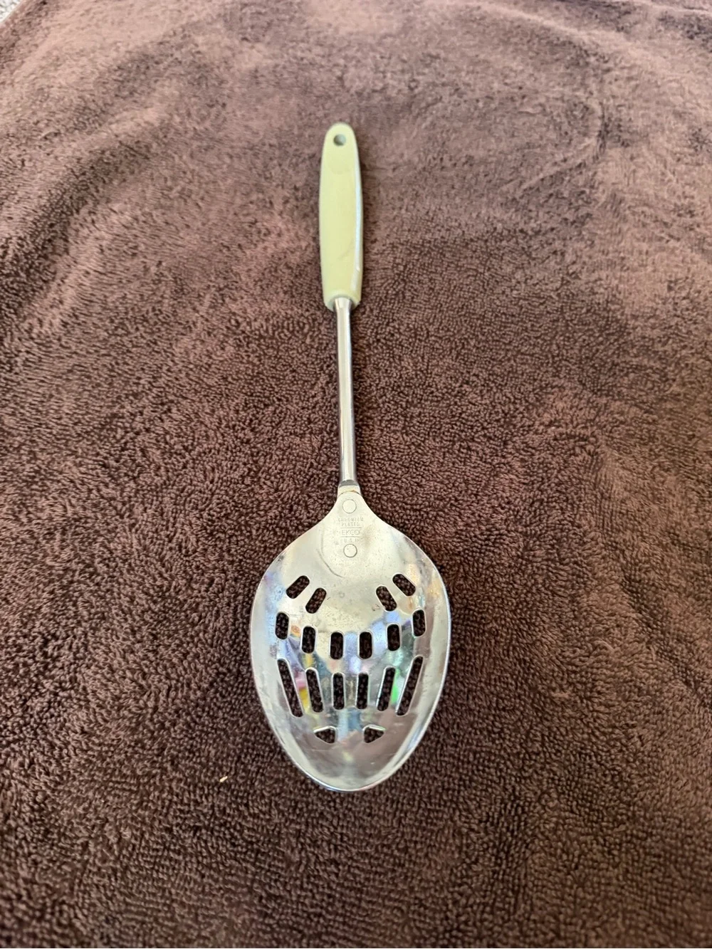 Ecko Unlimited Ivory-Style Handle Stainless Steel Slotted Serving Spoon